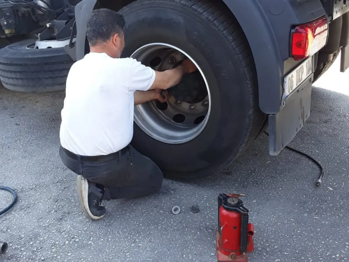 Gümüşpala Oto Lastikçi